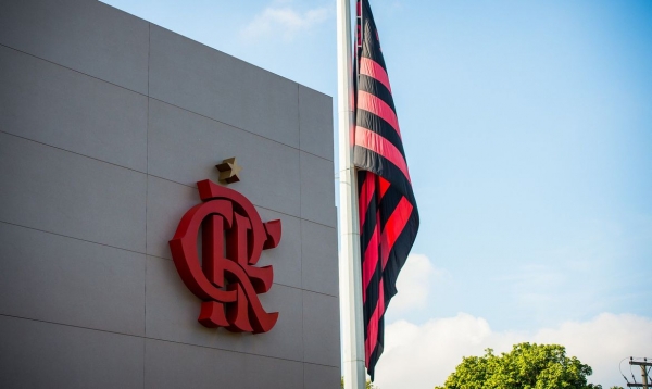 Jornal espanhol crava Domenéc Torrent no comando do Flamengo