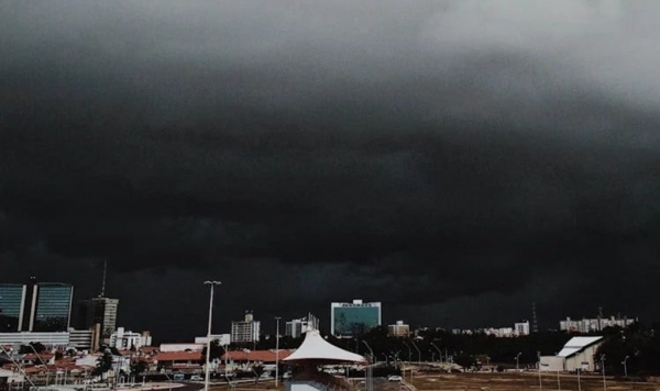 INMET EMITE ALERTAS DE CHUVAS INTENSAS COM VENTOS DE ATÉ 100 KM/H PARA TODAS AS CIDADES DO MARANHÃO; VEJA PREVISÃO