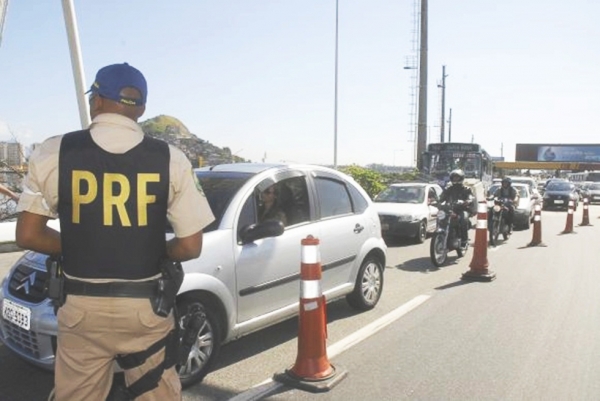 Estradas federais registram 67 mortes e 987 acidentes nos feriados de fim de ano
