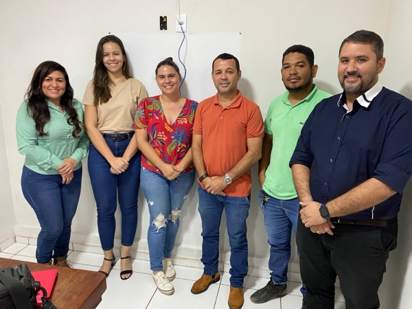 AÇAILÂNDIA – Vereador Kell discute com Vale situação de obra na Vila Ildemar e participa de reunião com a Suzano sobre melhorias na zona rural.