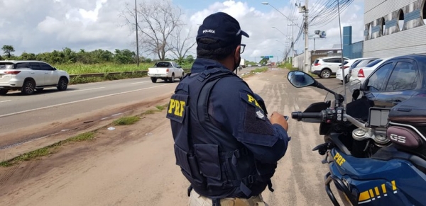 BR-316: PRF flagra motorista com comprimidos de rebite