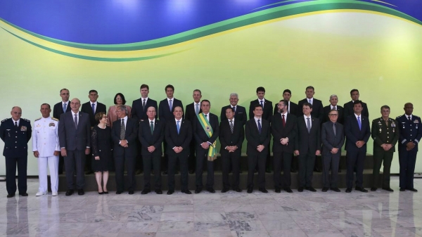 Novos ministros assumem cargo no dia 2