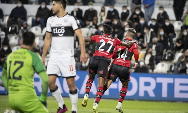 Libertadores: Flamengo abre vantagem sobre Olimpia