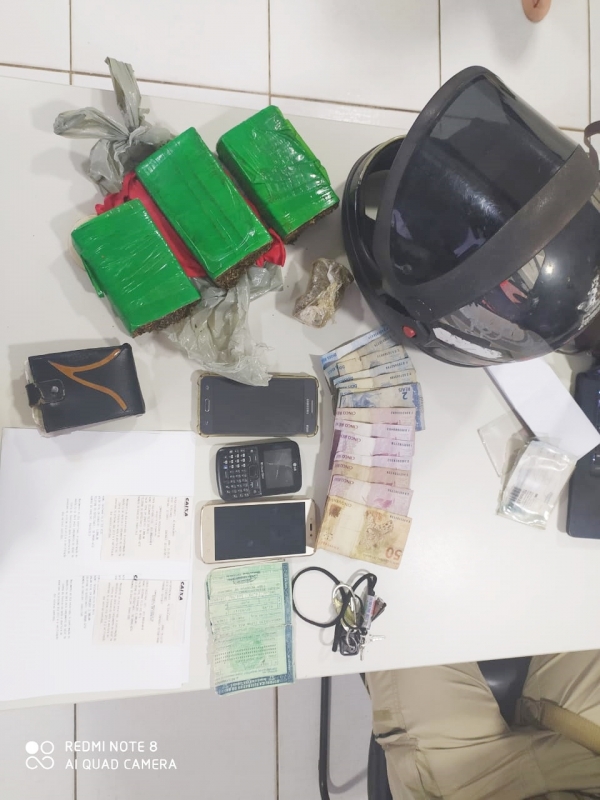 MARANHÃO - PRF prende dupla transportando três tabletes de maconha
