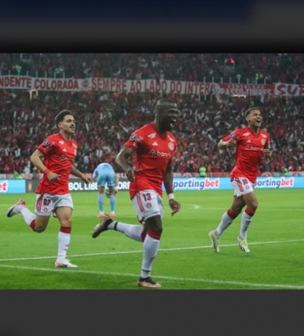 ENNER VALENCIA DECIDE, INTER VOLTA A VENCER O BOLÍVAR E VAI ÀS SEMIS DA LIBERTADORES