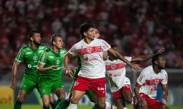 Série B: Coritiba empata com CRB e pode perder liderança