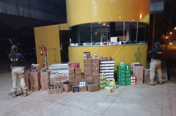 PRF apreende na BR 010 medicamentos sem registro no Ministério da Saúde