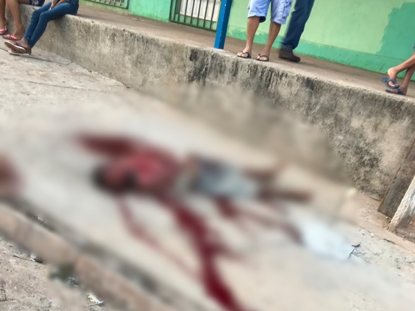 Homem é morto a facadas e pauladas no centro de Açailândia