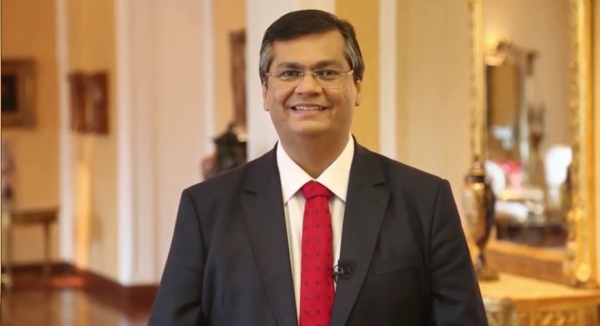 Flávio Dino anuncia registro de sua candidatura após decisão de juíza