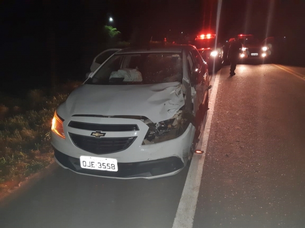 FIM DE SEMANA - Condutor e passageira de motocicleta morrem em colisão frontal na BR 010