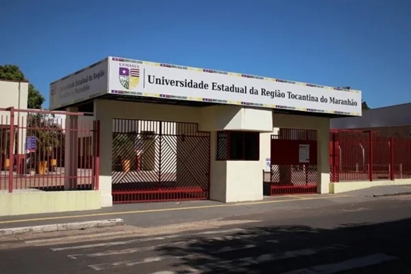 GREVE DOS PROFESSORES DA UEMASUL E UEMA COMPLETA 50 DIAS