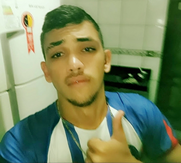 AÇAILÂNDIA - Jovem é executado a tiros na Vila Tancredo agora sobe para 46 o número de assassinatos em 2020