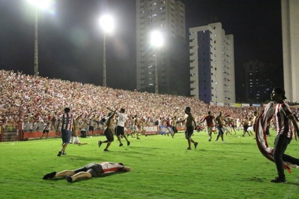 Alegando falta de segurança, Sampaio e FMF pedem interdição dos Aflitos