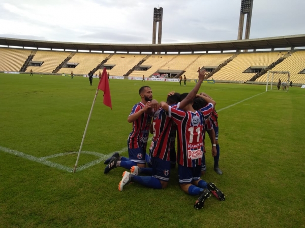 No clássico Samará, MAC vence Sampaio e volta ao G-4 do Estadual