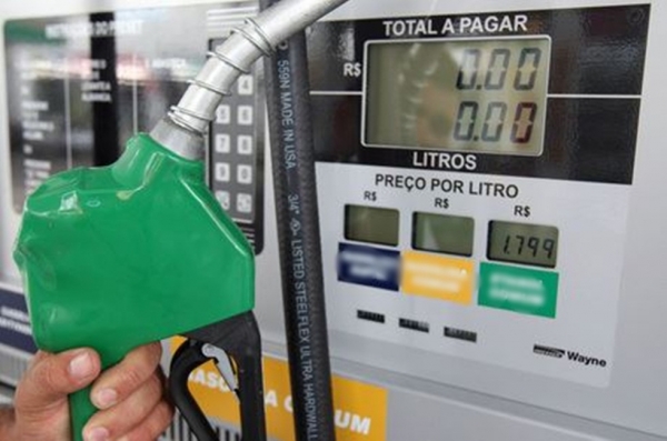 Petrobras anuncia redução nos preços da gasolina e do diesel