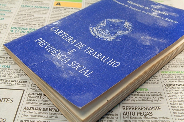 Câmara cria comissões para analisar reformas da Previdência e trabalhista