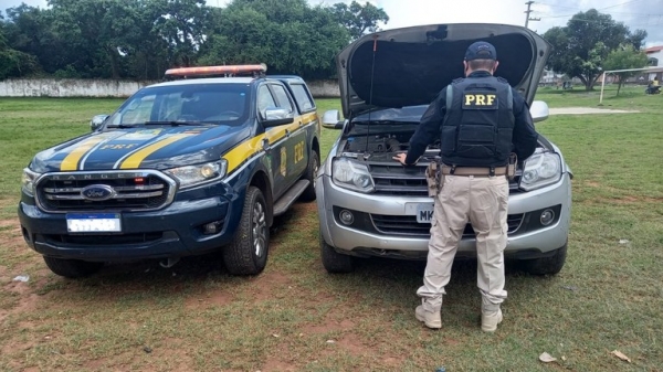 Veículo adulterado é recuperado pela PRF na BR-316
