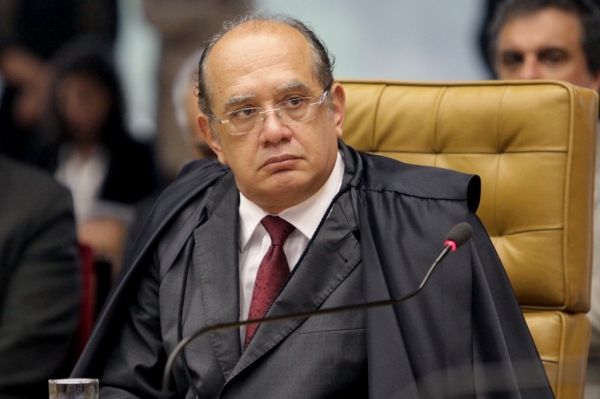 Gilmar Mendes concede prisão domiciliar a detenta mãe de duas crianças