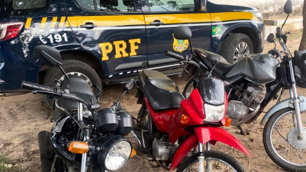 PRF RECUPERA TRÊS MOTOCICLETAS ADULTERADAS DURANTE FISCALIZAÇÕES NA BR-316, EM CAXIAS/MA