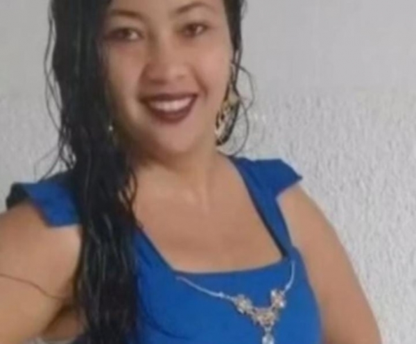 MULHER MORRE CARBONIZADA APÓS DORMIR COM O CELULAR CARREGANDO NO MA