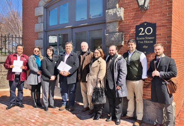 Em Boston, Flávio Dino conhece projetos sociais e discute parcerias com prefeitura