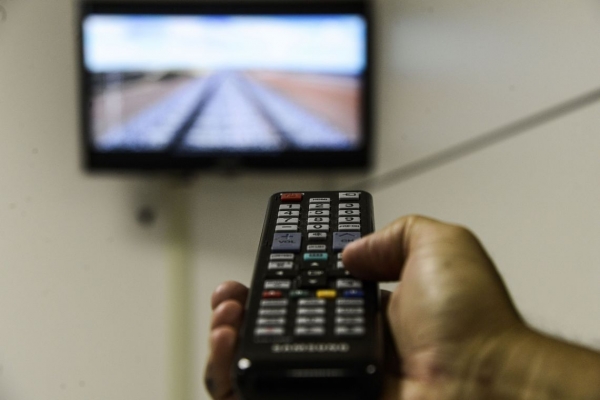 TV paga perdeu mais de 500 mil assinantes em 2018