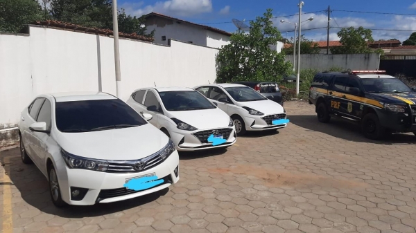 MARANHÃO - PRF desmonta esquema de venda de veículos roubados e prende três envolvidos