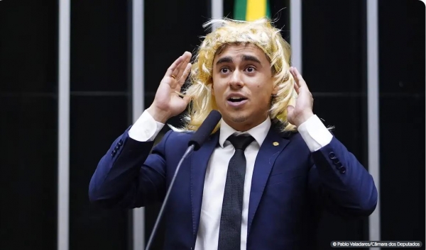 MENDONÇA REJEITA AÇÕES QUE ACUSAVAM NIKOLAS FERREIRA POR TRANSFOBIA