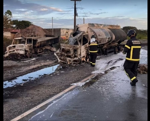 VÍDEO: CAMINHÃO-TANQUE EXPLODE APÓS COLIDIR COM CAÇAMBA NA BR-402 NO MA; MOTORISTA MORRE CARBONIZADO