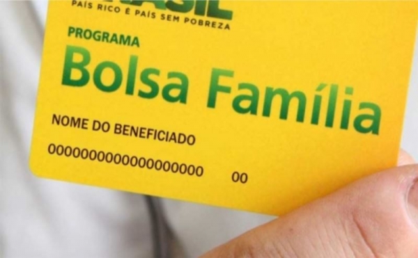 Governo não tem espaço fiscal para reajuste do Bolsa Família, diz secretário
