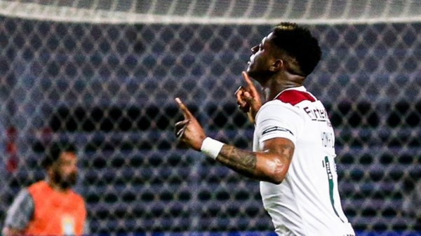 Fluminense vence o CSA fora de casa e deixa a zona de rebaixamento