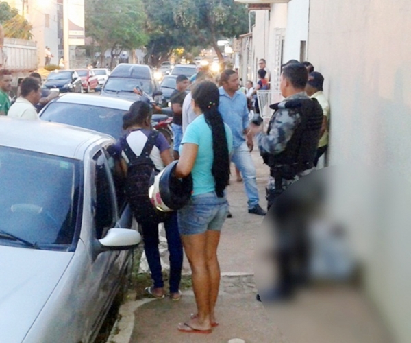 Homem tem mal súbito e morre no centro de Açailândia 