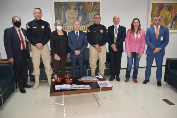  PGJ recebe visita institucional da Polícia Rodoviária Federal