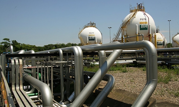 Petrobras reduz preço de GLP para uso industrial e comercial em 5%