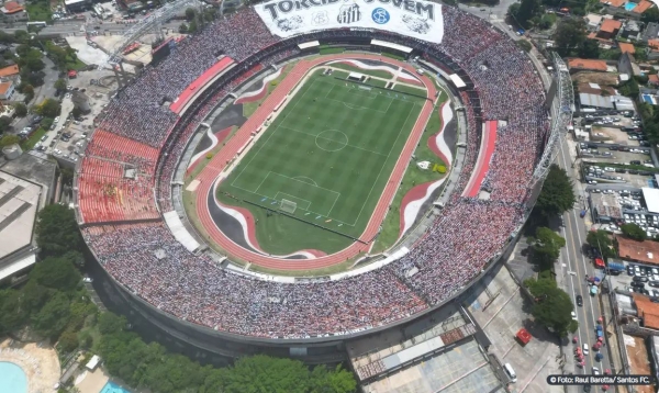 SANTOS VENCE EM DIA DE GRANDE PÚBLICO E HOMENAGENS NO MORUMBIS