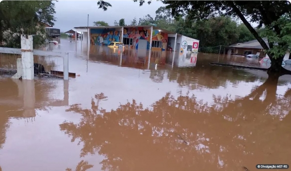 ESTRAGOS DAS CHUVAS JÁ ATINGIRAM 85% DOS MUNICÍPIOS GAÚCHOS