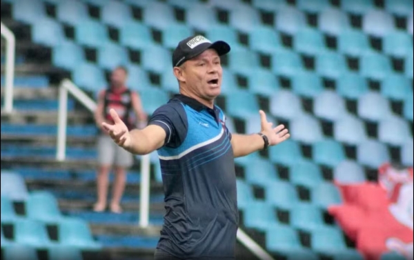 MOTO CLUB DEMITE TÉCNICO MARCINHO APÓS SER PRESO EM IMPERATRIZ POR NÃO PAGAR PENSÃO