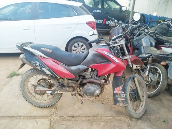 BURITICUPU – Policiais Militares do 30 BPM recuperam motocicleta  