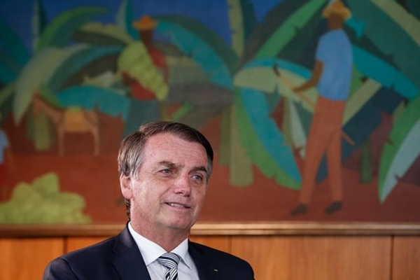 Bolsonaro confirma retirada de bolsa de colostomia em 28 de janeiro