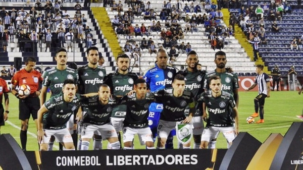 Já classificado, Palmeiras usa reservas e vence Alianza Lima no Peru