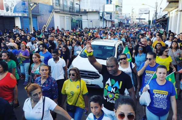 Um “Mar de Gente” lota ruas e avenidas na 5ª Marcha Para Jesus em Açailândia