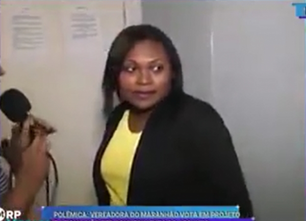 “Não sei”, diz vereadora sobre reajuste salarial de procurador-geral de Codó