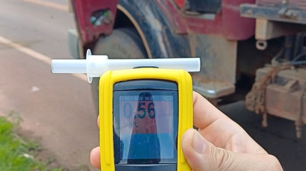 CAMINHONEIRO EMBRIAGADO É DETIDO NA BR-222, EM AÇAILÂNDIA (MA)