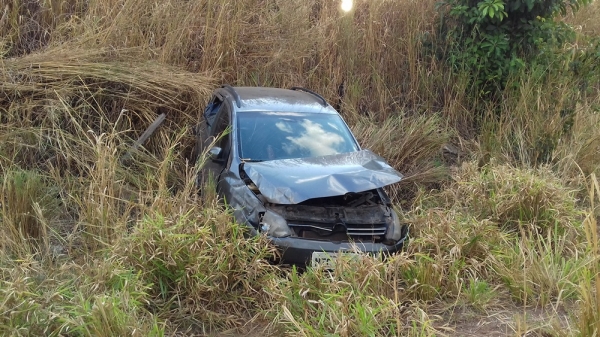 Acidente grave deixa uma pessoa ferida na BR-010 entrada de Cidelândia