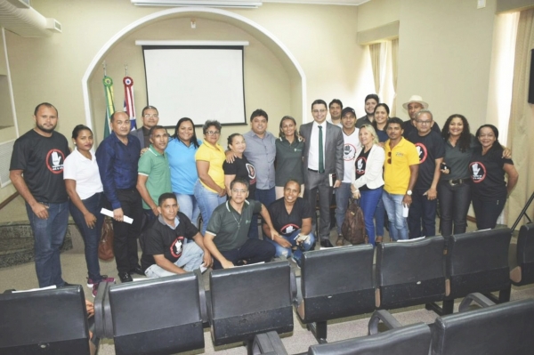 Governo avança no pagamento da complementação da remuneração dos agentes de saúde e de endemias e acerta ajustes nas metas do cofinanciamento da Atenção Primária