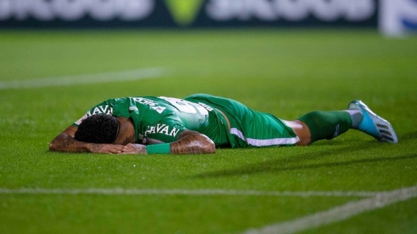 Botafogo vence por 1 a 0, se afasta do Z-4 e decreta rebaixamento da Chapecoense