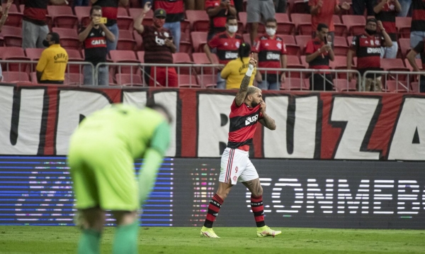 Clubes entram com recurso para impedir público em jogos do Flamengo