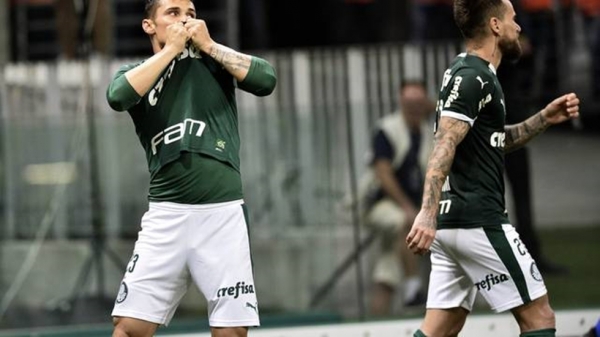 Palmeiras vence Ponte e garante segunda melhor campanha do Paulistão