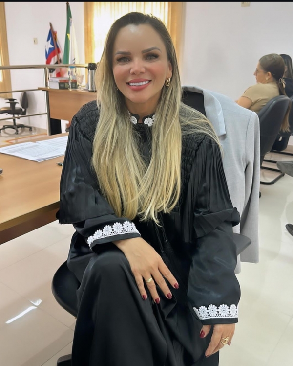 JUÍZA ELEITORAL DE BURITICUPU SUSPENDE PESQUISA ELEITORAL QUE DAVA VANTAGEM A PRÉ CANDIDATO ARNOLDO.