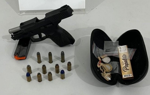  TRÊS IRMÃOS SÃO PRESOS SUSPEITOS DE MATAR HOMEM A PAULADAS